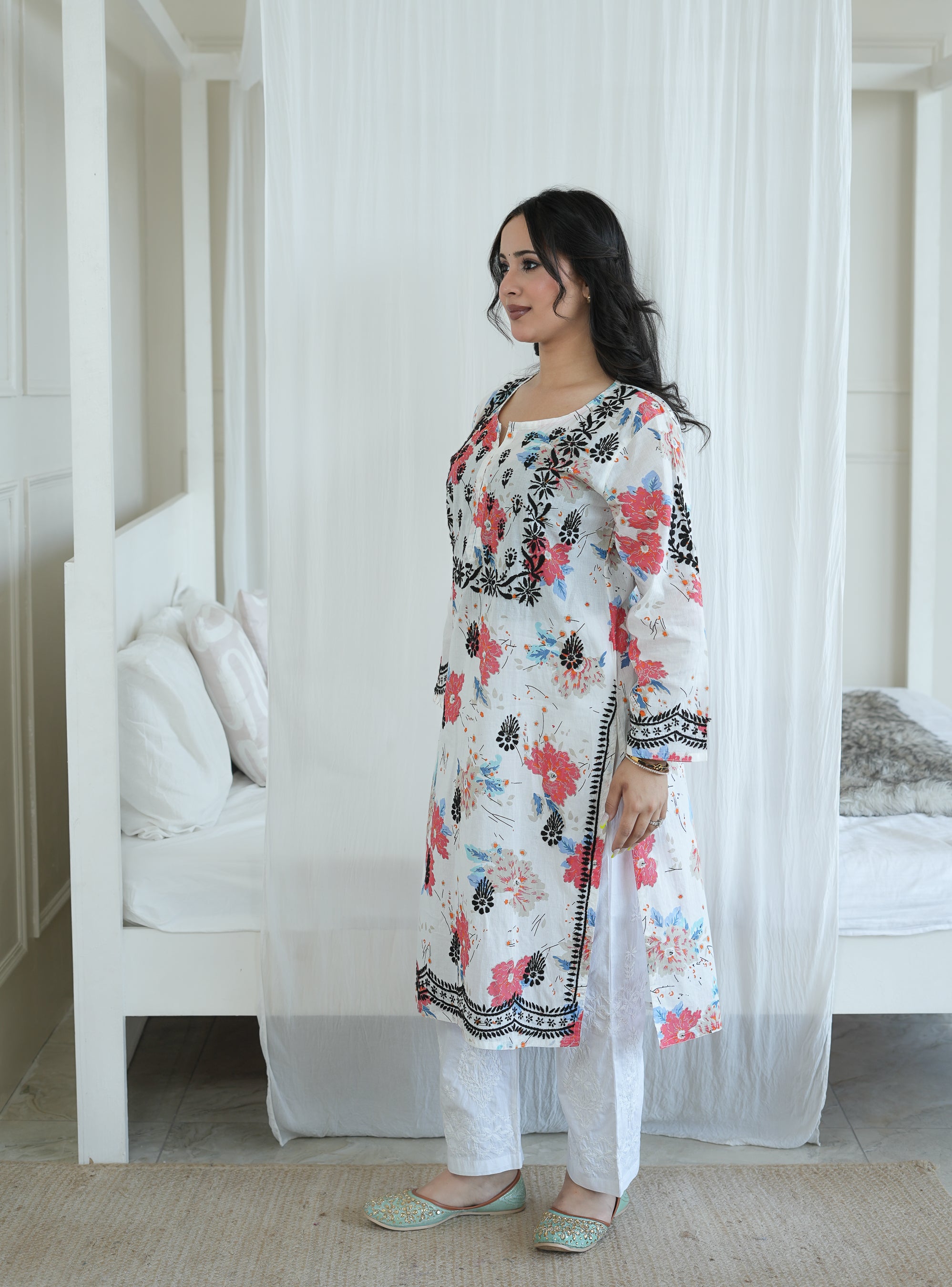 MulMul Printed thread kurti